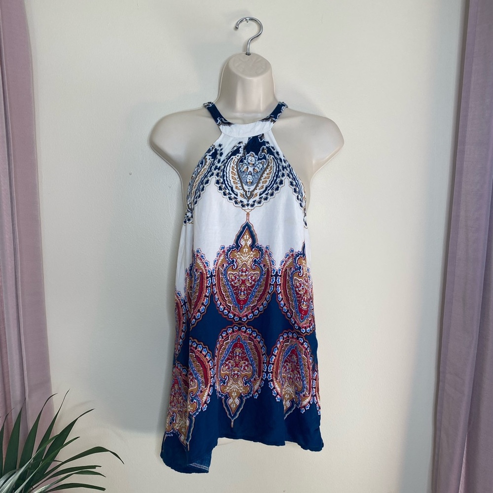 Flowy tank